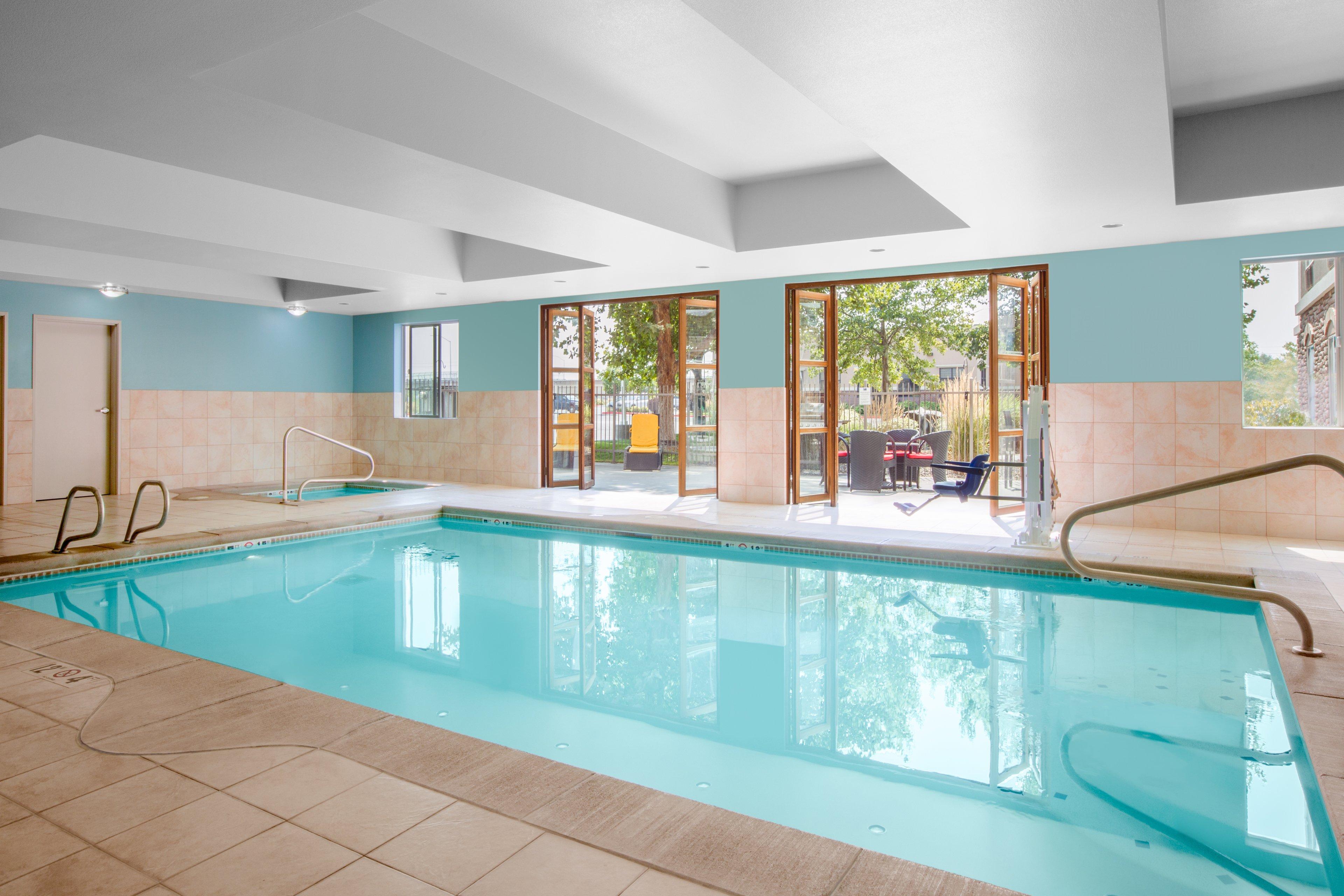 Holiday Inn Express Hotel & Suites Ontario By Ihg Экстерьер фото