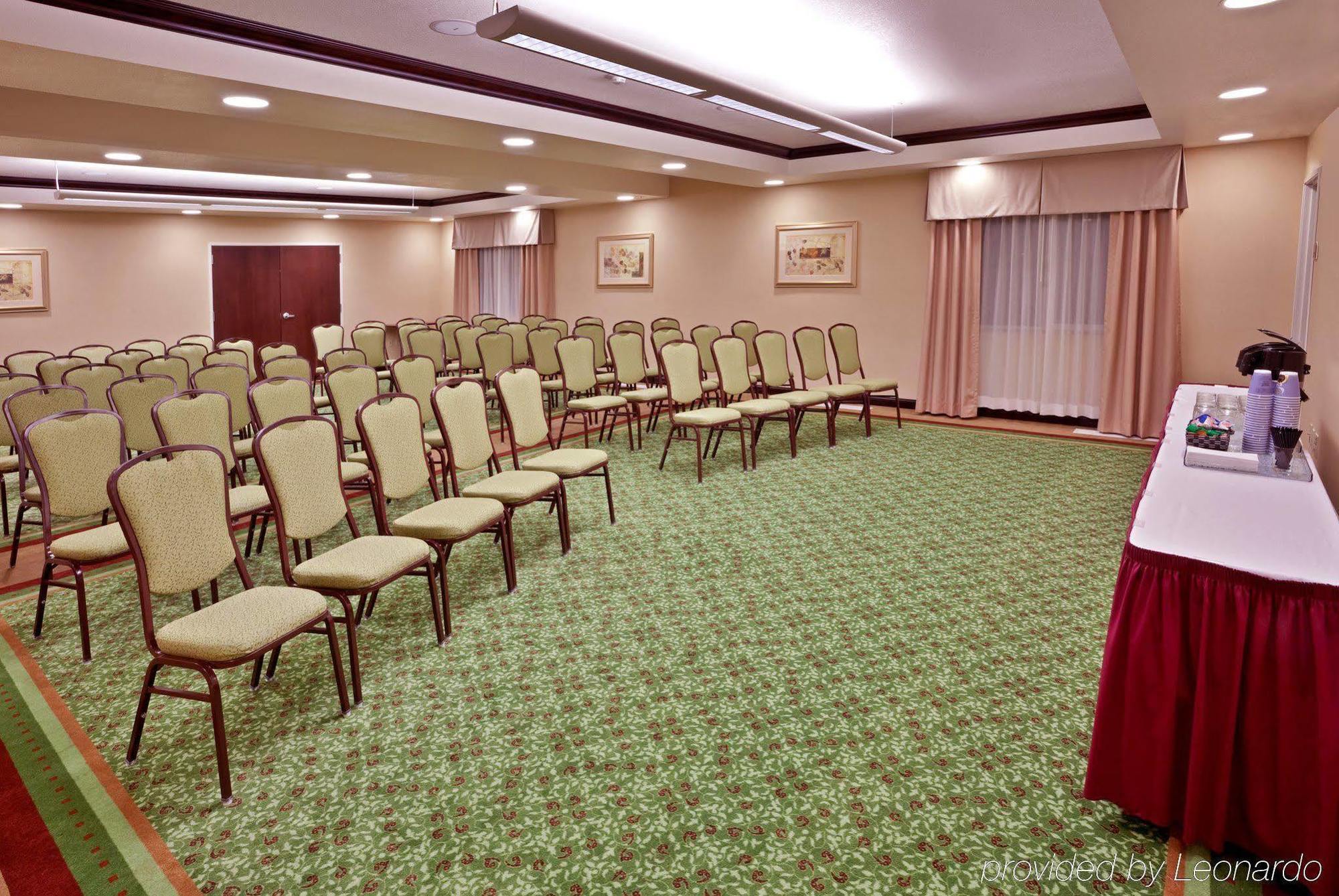 Holiday Inn Express Hotel & Suites Ontario By Ihg Экстерьер фото